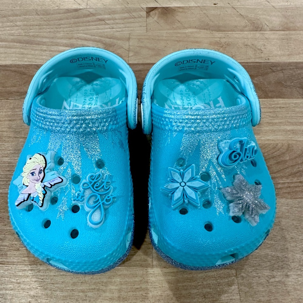 Disney Frozen Elsa Crocs Infant Toddler Size 4